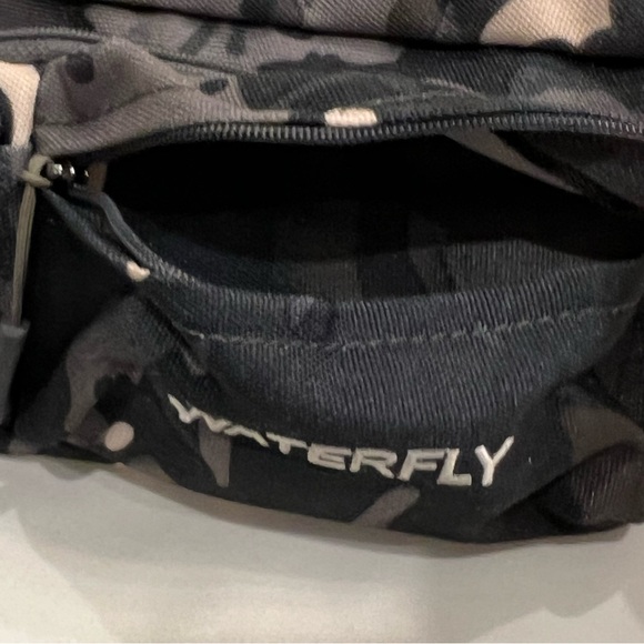 WATERFLY Fanny Pack for Women Men Water Resistant Belt Bag 4 Pockets - Picture 4 of 13